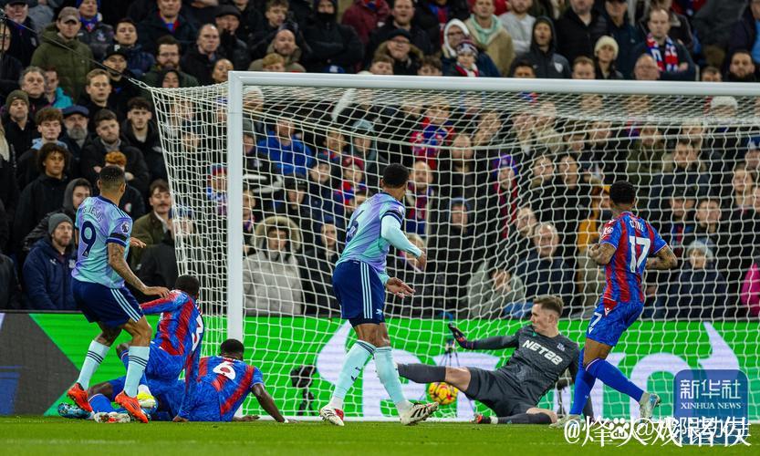 英超综合：曼城客胜水晶宫 继续施压阿森纳