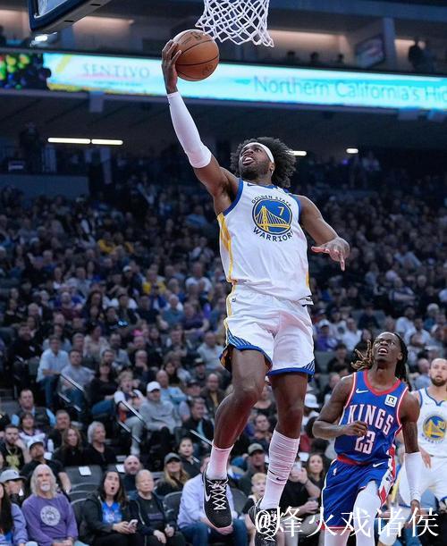 小萨32+21助国王险胜鹈鹕获3连胜 绿军轻松击败活塞 小萨32+21助国王险胜鹈鹕获3连胜 绿军轻松击败活塞